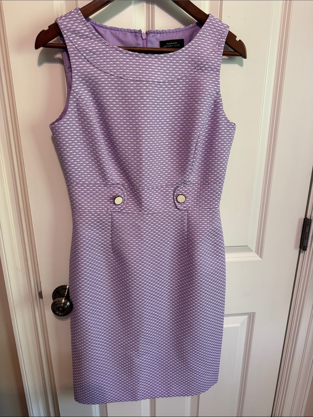 Tahari ASL Lilac Textured Sleeveless Sheath Dress size 4